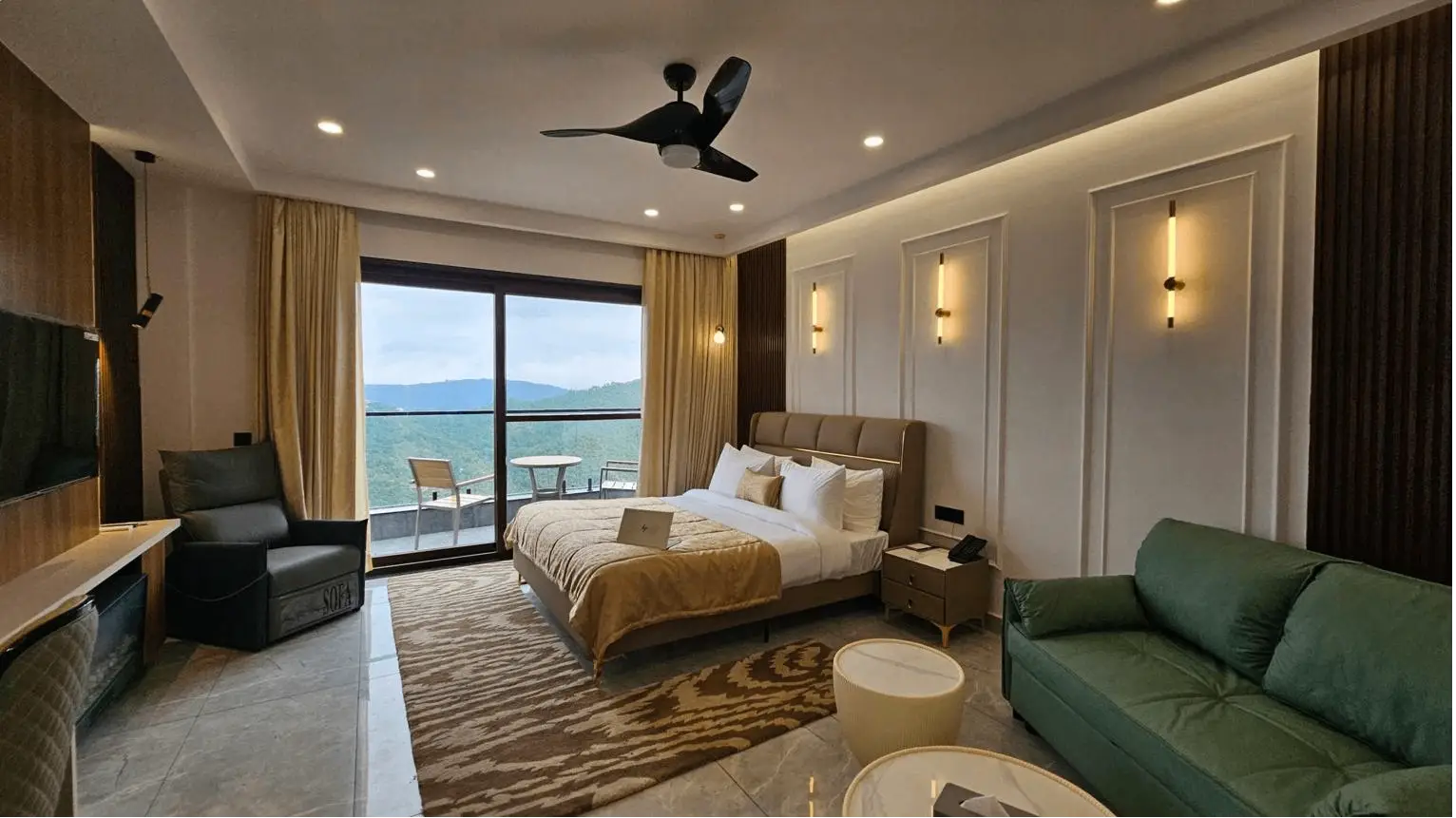 Luxury Room Hill View